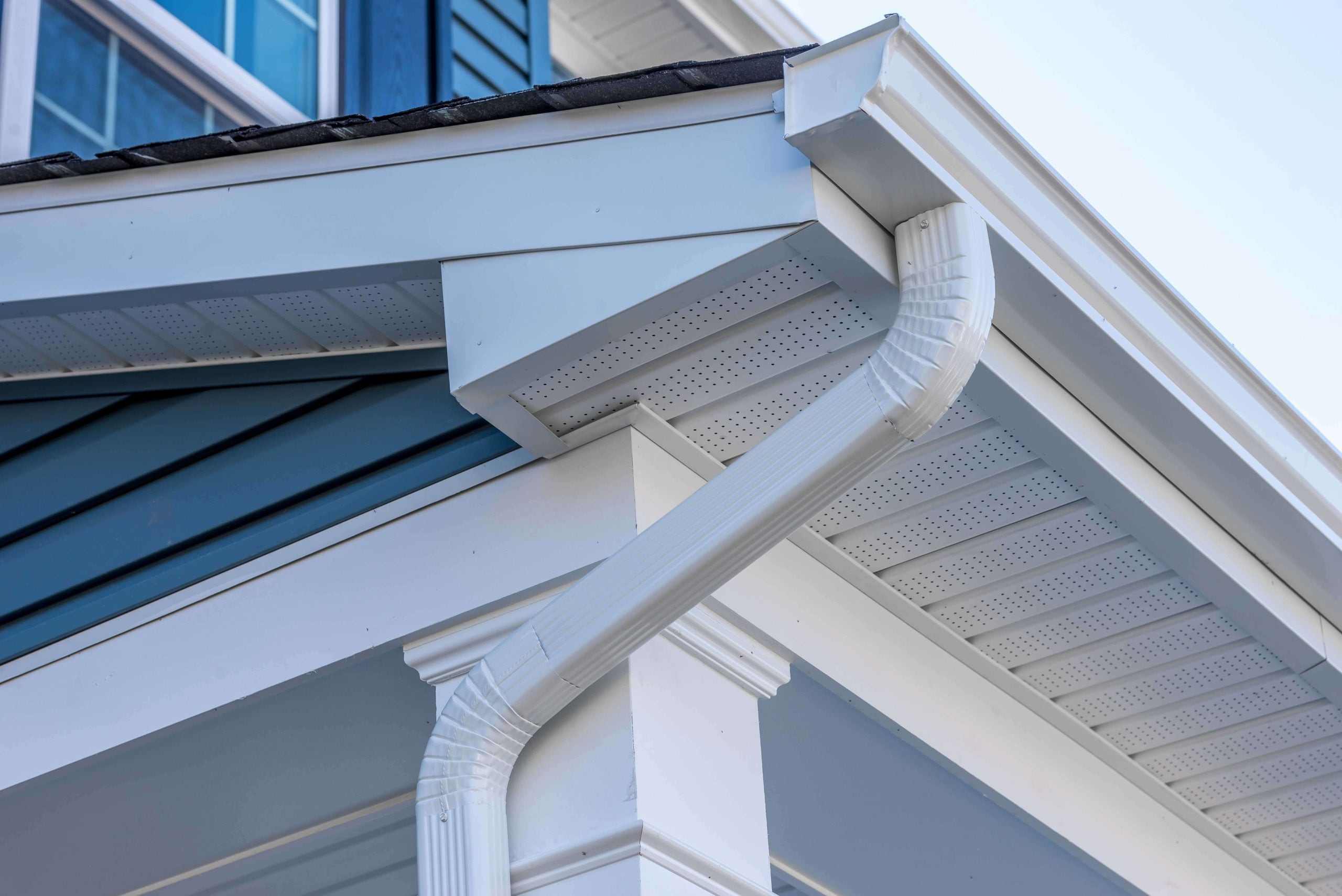 Cheap and durable vinyl gutters installation in Columbus